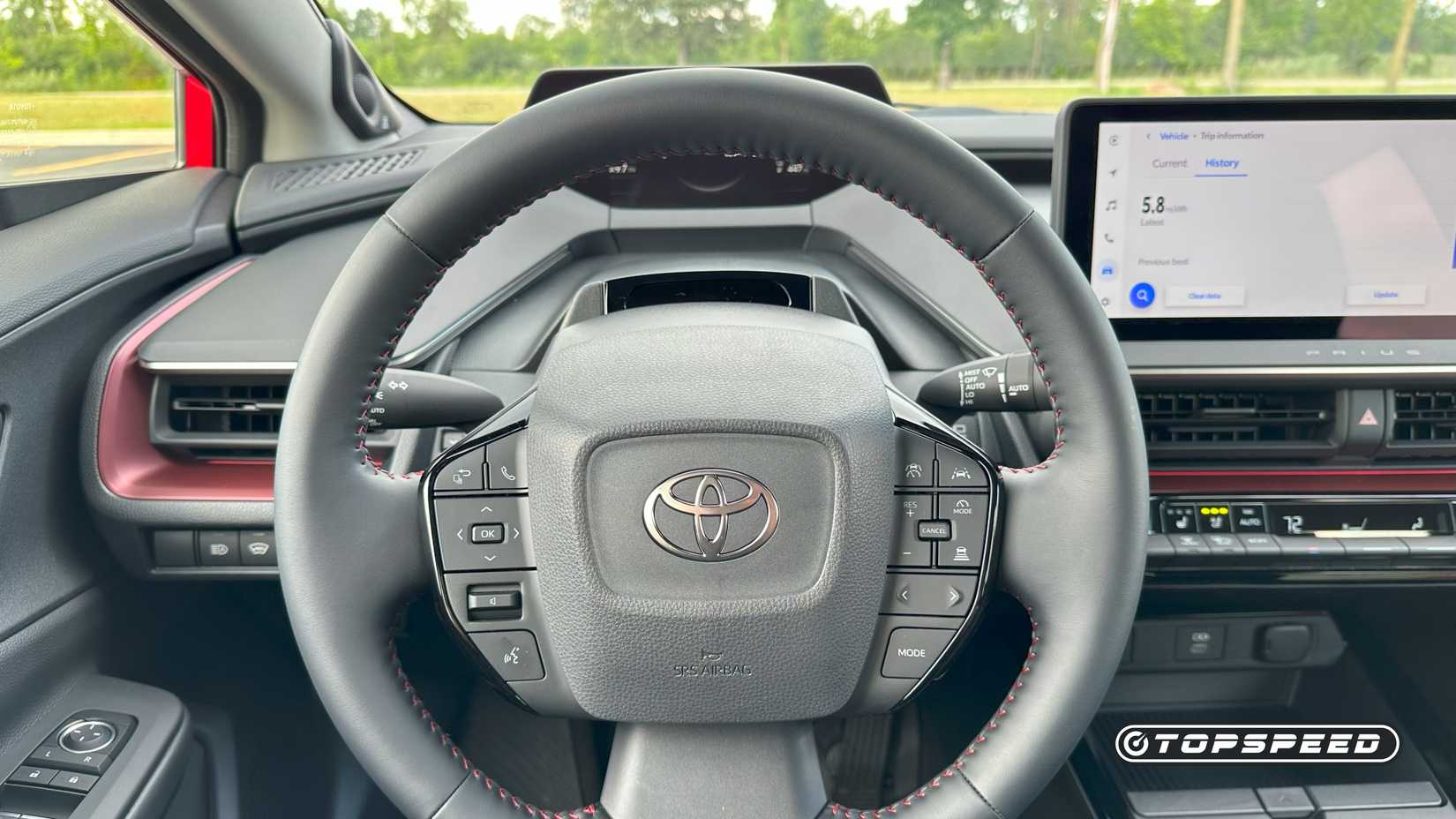 2025 Toyota Prius Plug-In Hybrid XSE -- Steering Wheel