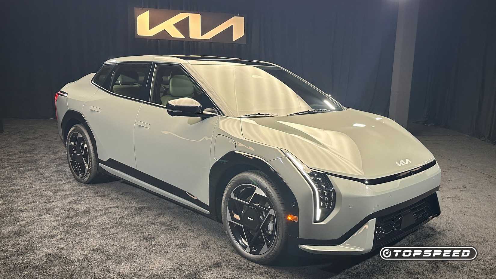 2026 Kia EV4 front quarter