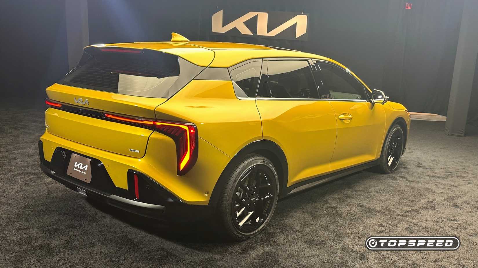 2026 Kia K4 Hatchback rear quarter