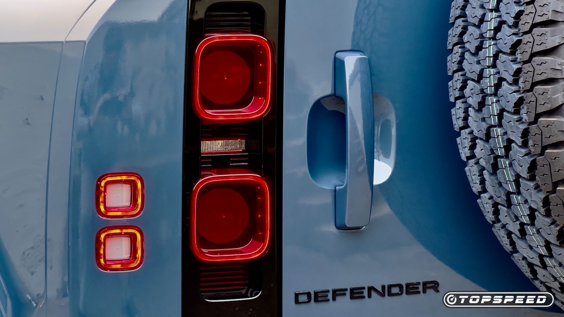 Blending Luxury and Capability: The 2025 Land Rover Defender 90