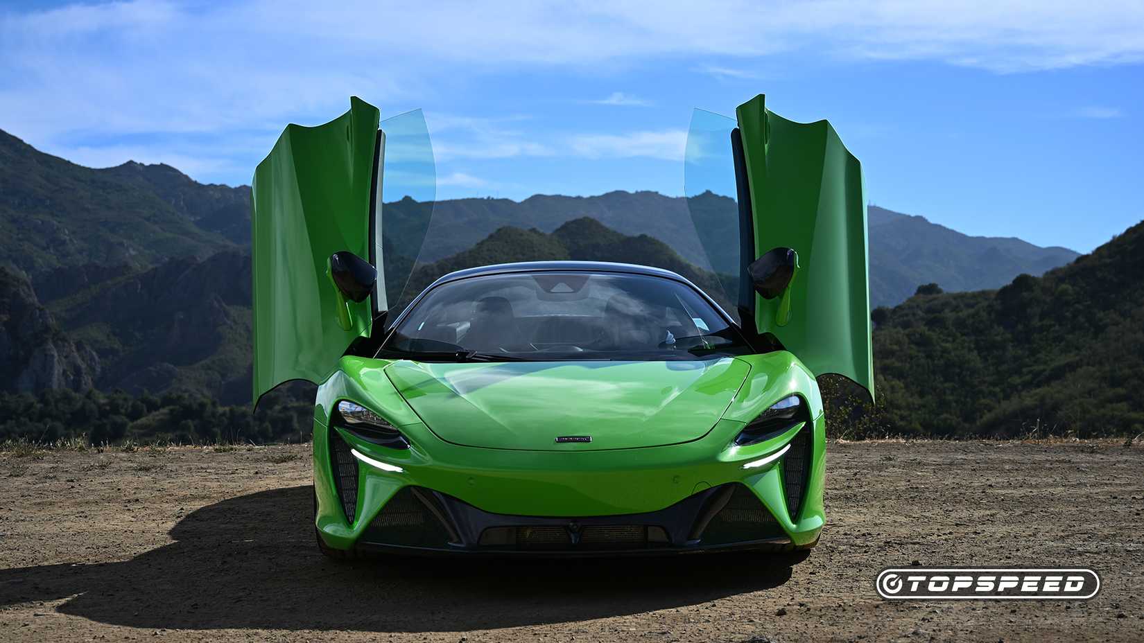 2025 green McLaren Artura front 