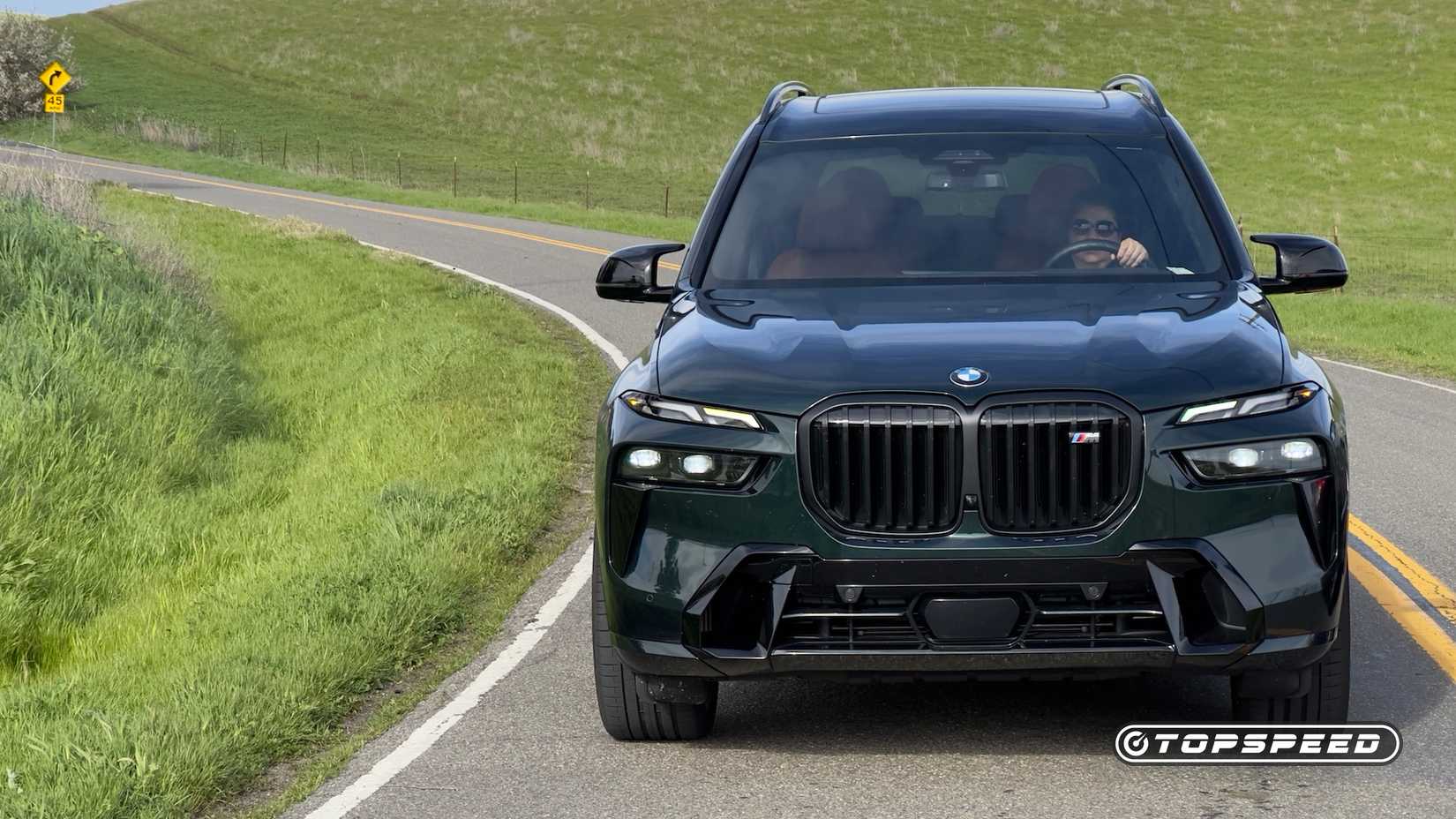 2025 BMW X7 M60i Exterior Head On