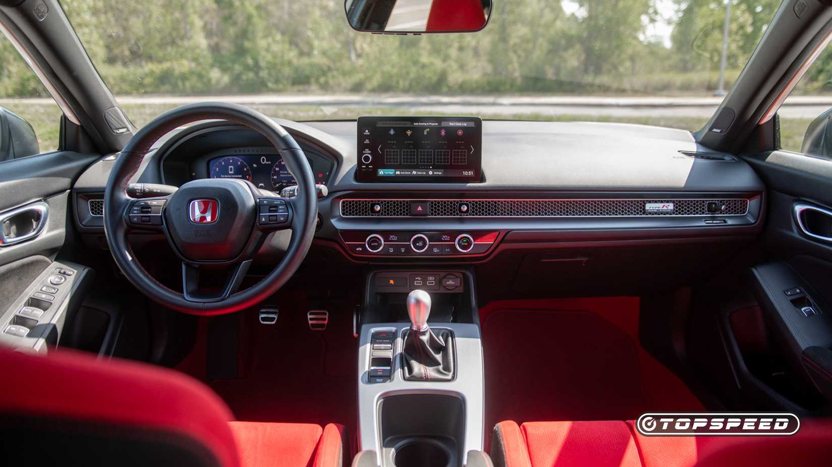 2025 Honda Civic Type R dashboard