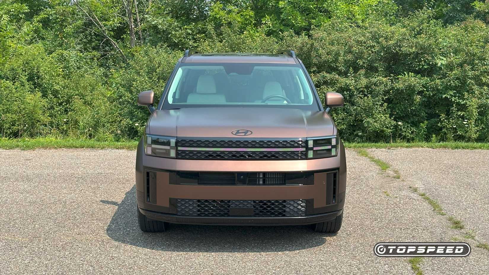 2025 Hyundai Santa Fe Hybrid -- Front