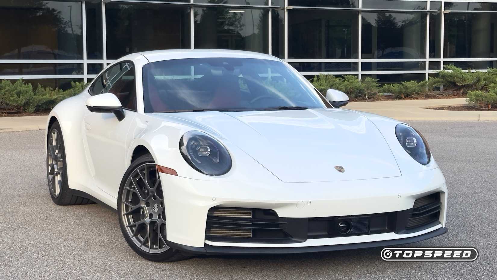2025 Porsche 911 Carrera Exterior Right Front 3.25