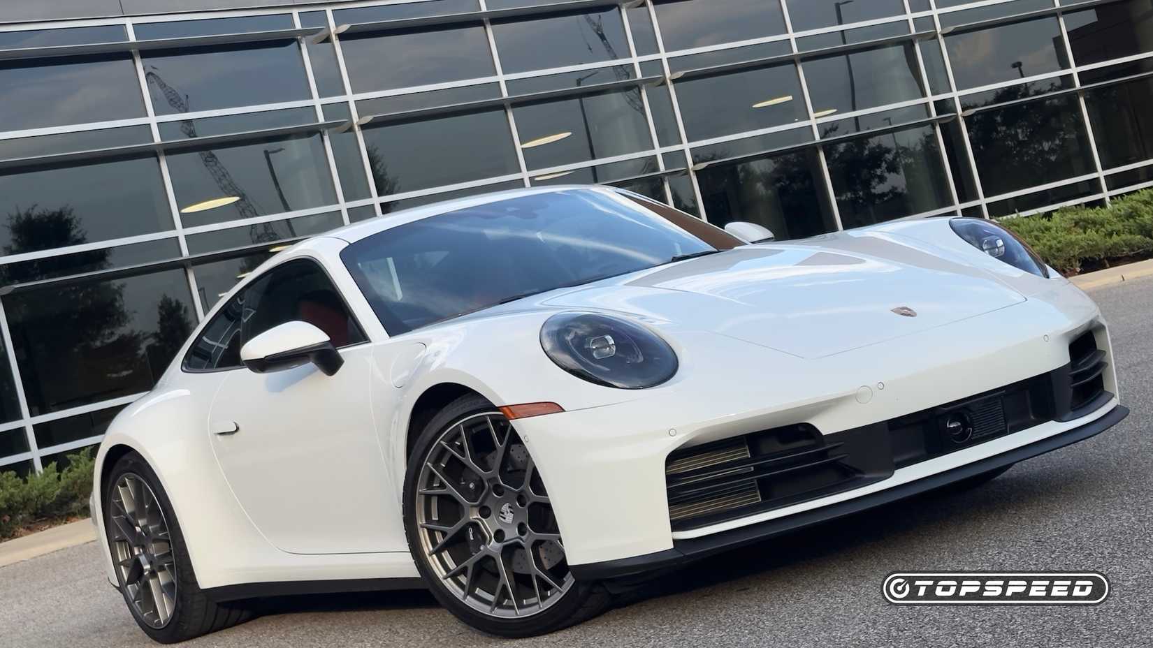 2025 Porsche 911 Carrera Exterior Right Front Dutch