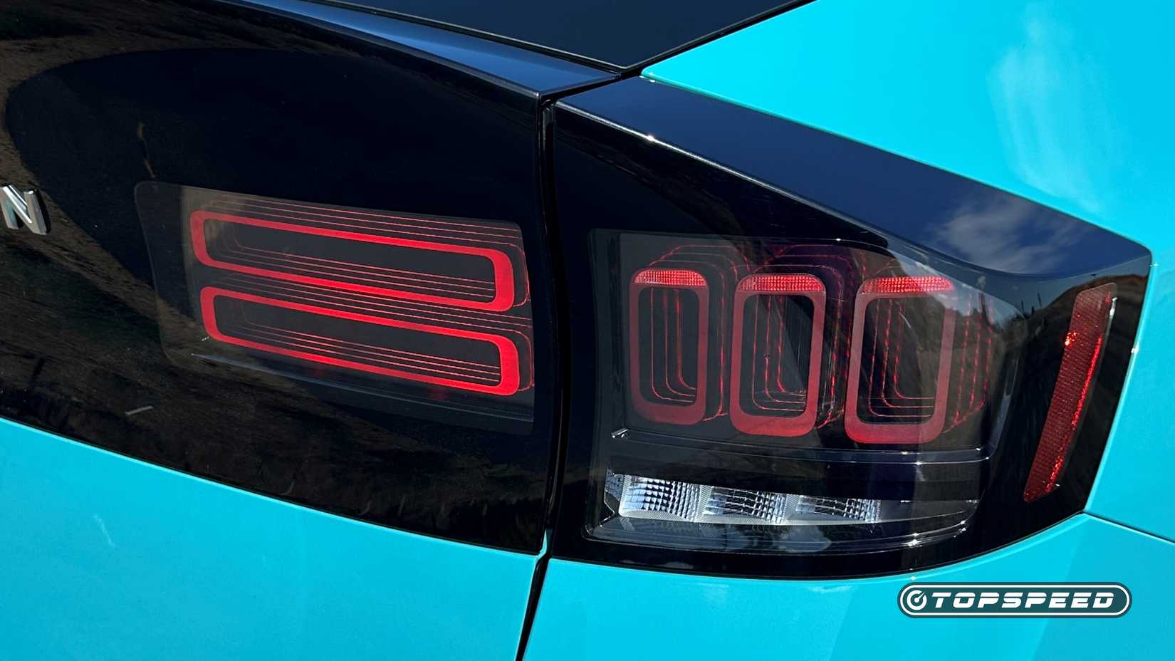 2026 Nissan Leaf rear lights