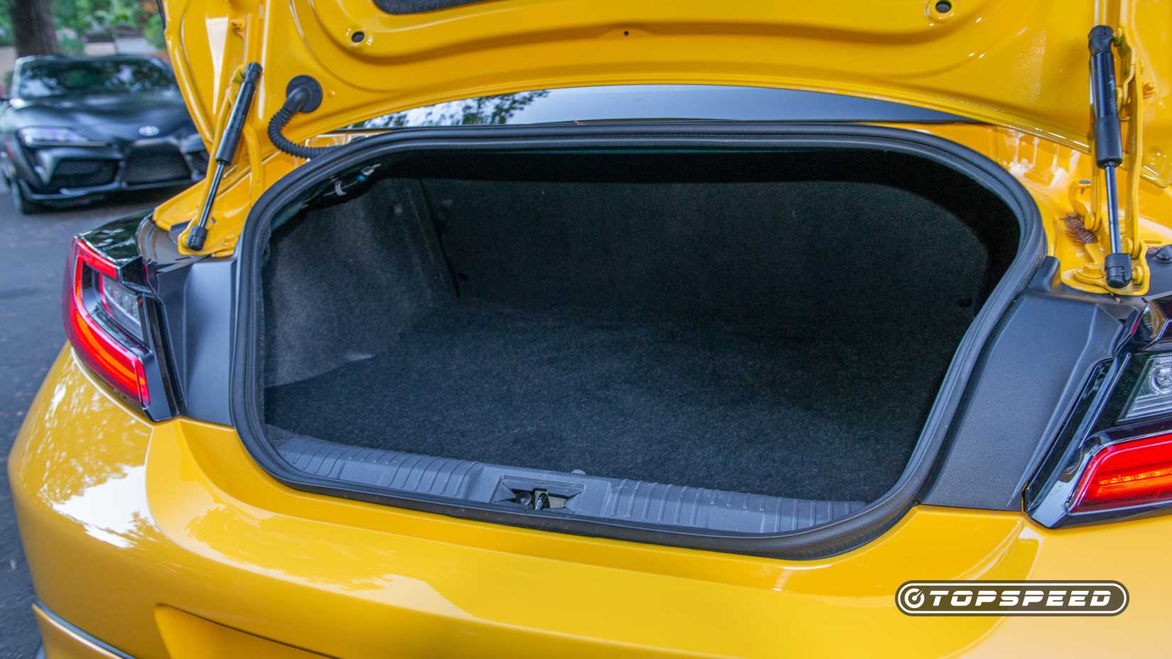 2026 Toyota GR86 Yuzu Edition yellow -3