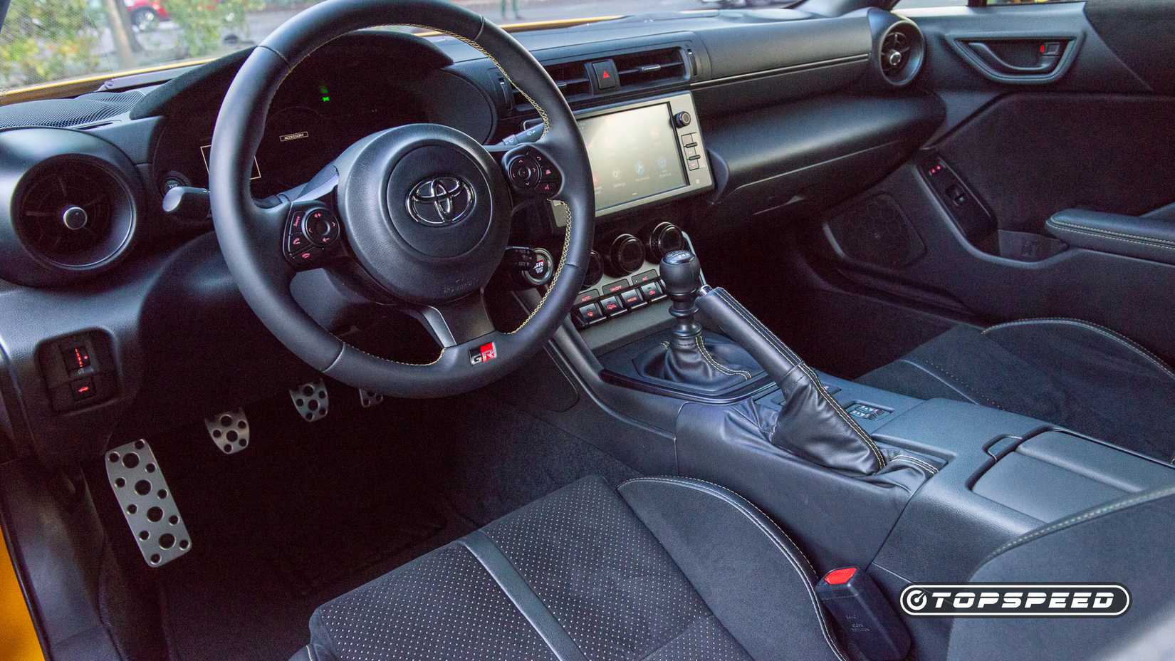 2026 Toyota GR86 Yuzu Edição amarelo -4