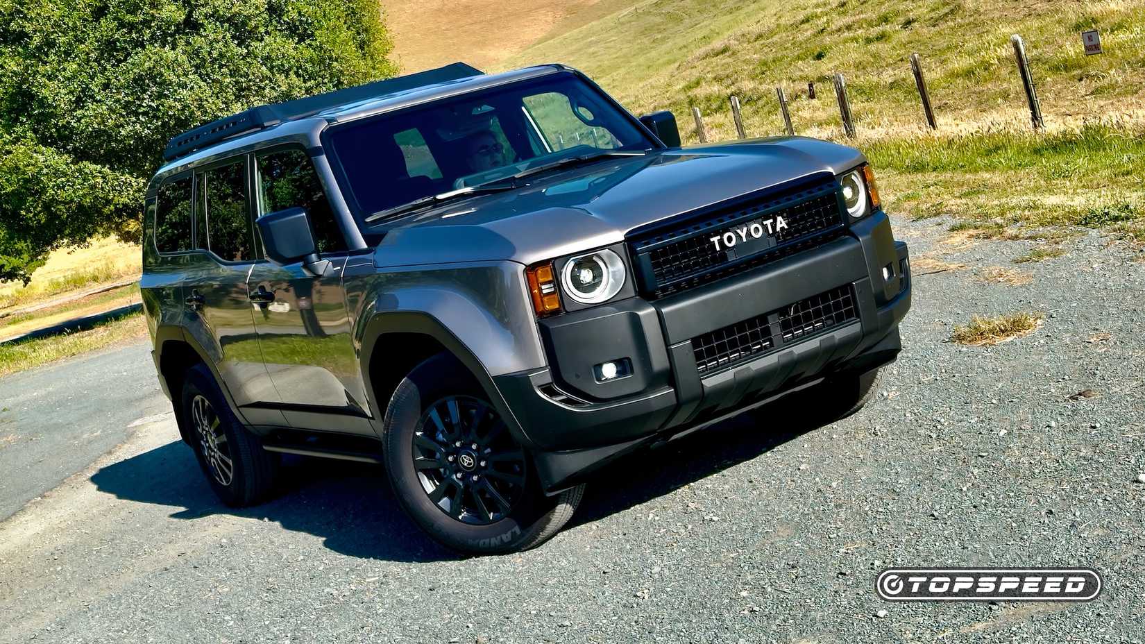 Perfil frontal externo do Toyota Land Cruiser 2025