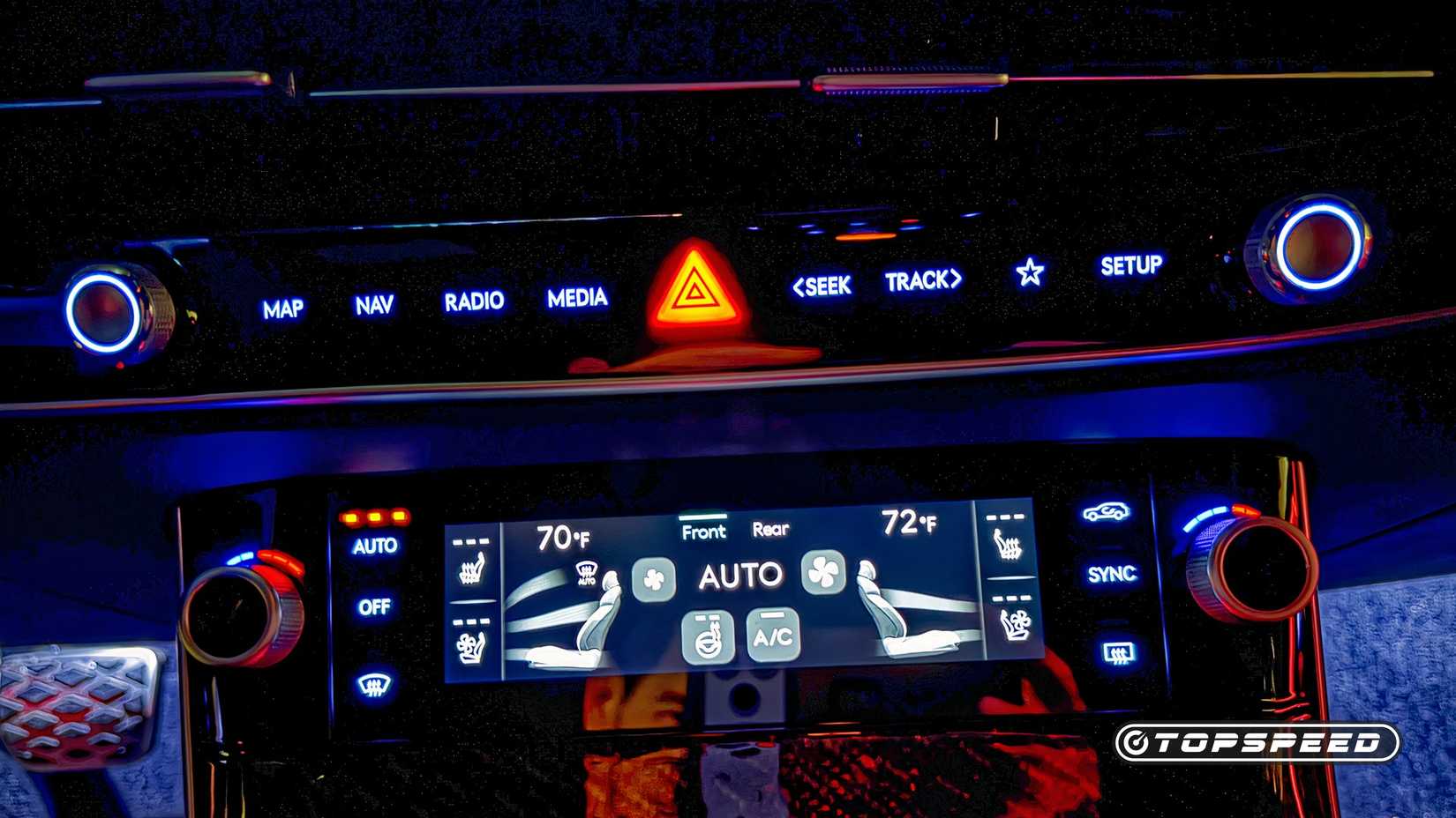 2026 Genesis GV70 interior 16