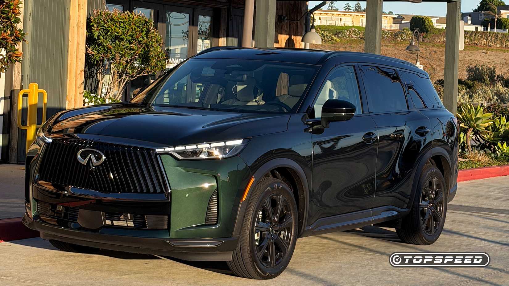 2026 Infiniti QX60 front quarter