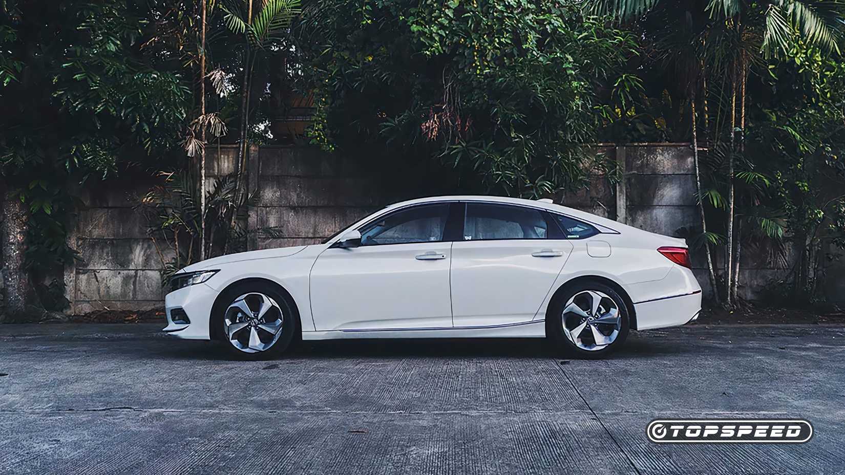 Side profile of a 2021 Honda Accord