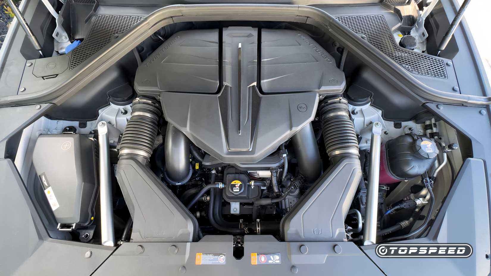 Genesis GV80 Coupe 3.5T e-SC AWD - Engine