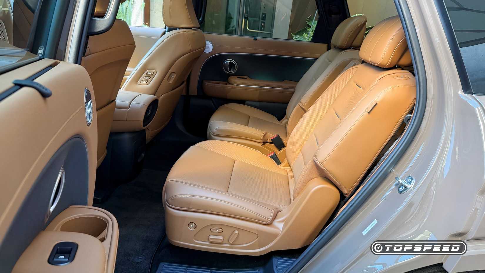 2026 Hyundai Palisade Hybrid second row