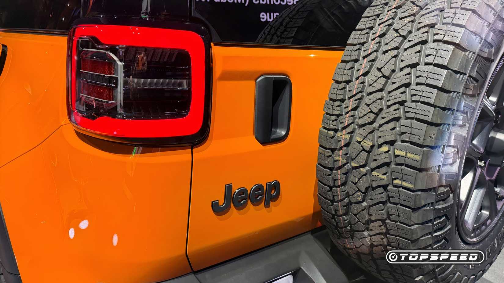 Traseira do Jeep Recon 2026