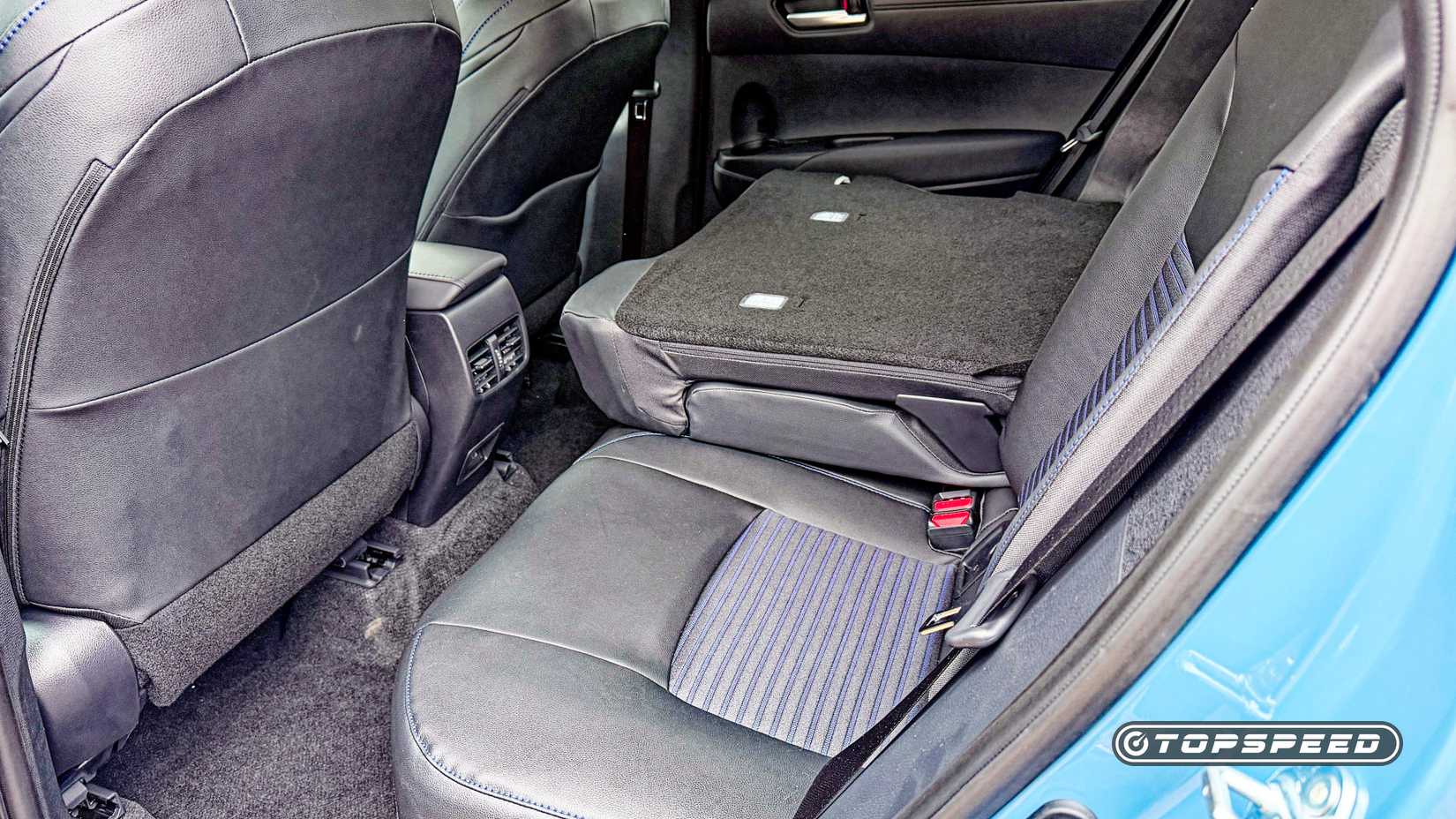 2026 Toyota Corolla Cross 8