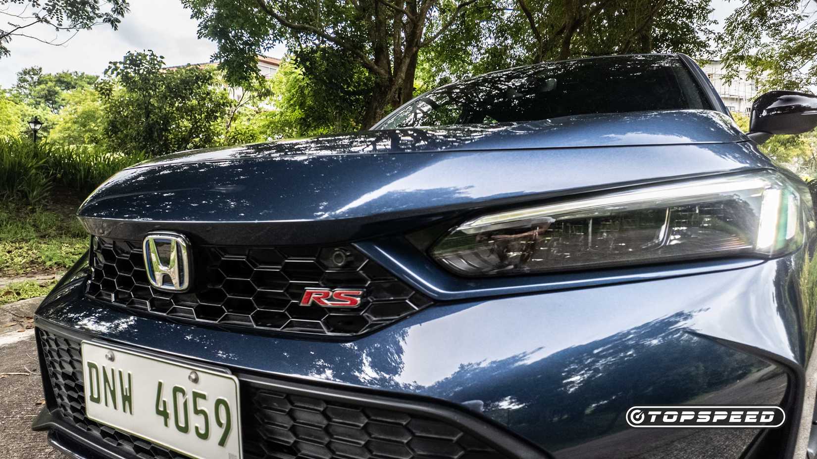 Front end of the 2025 Honda Civic Hybrid (Asian spec)