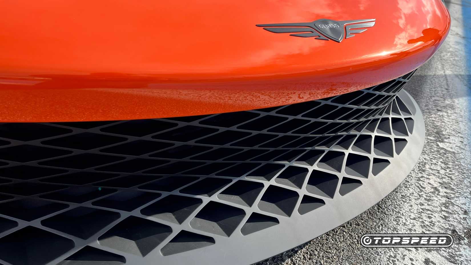 Detail shot of the nose of the Genesis Magma GT Concept