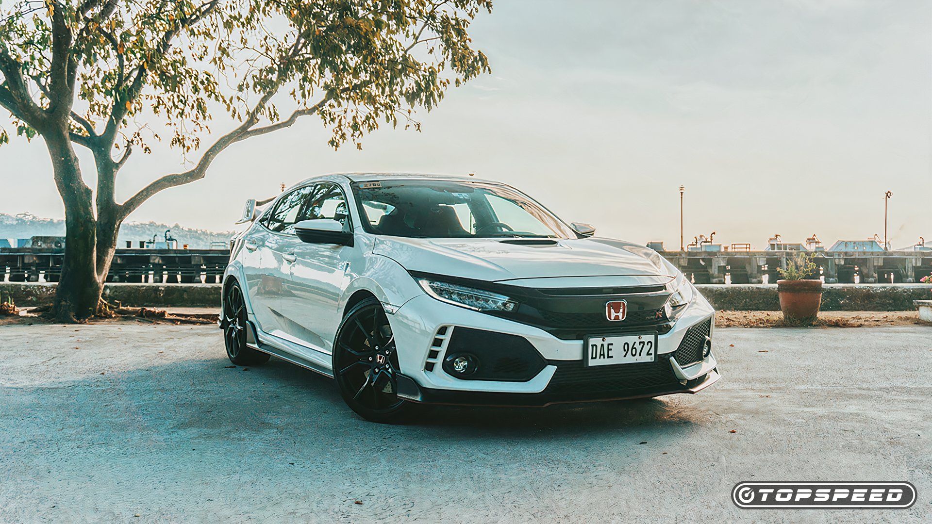 2026 Civic Type R vs. Civic Hybrid: Specs, Price Compared