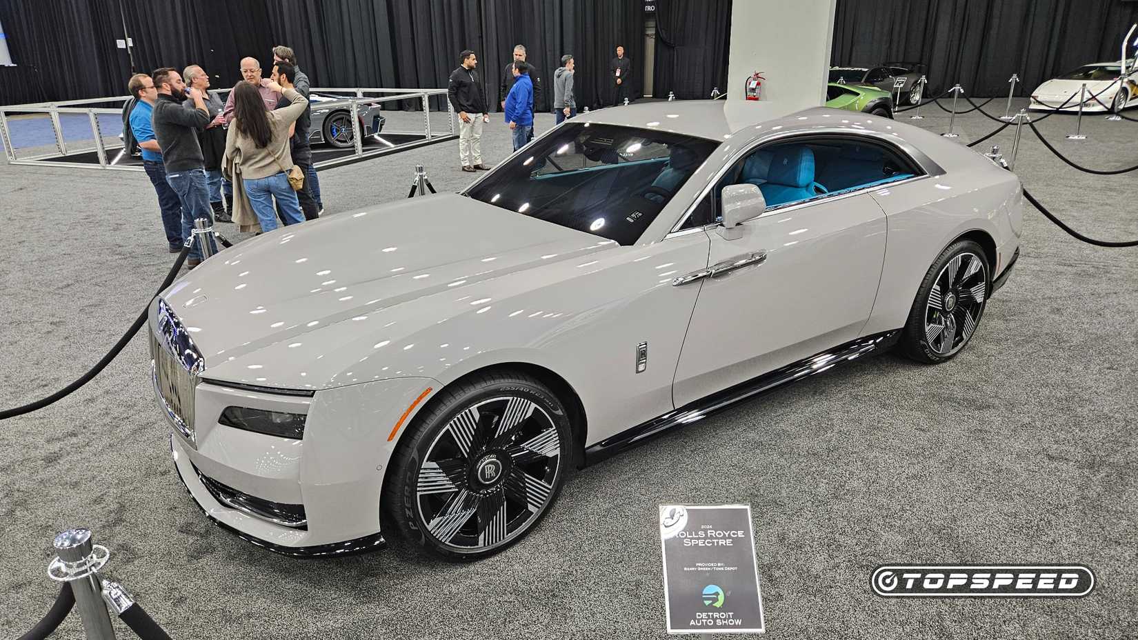 2024-rolls-royce-spectre-ev-2026-detautoshow-1