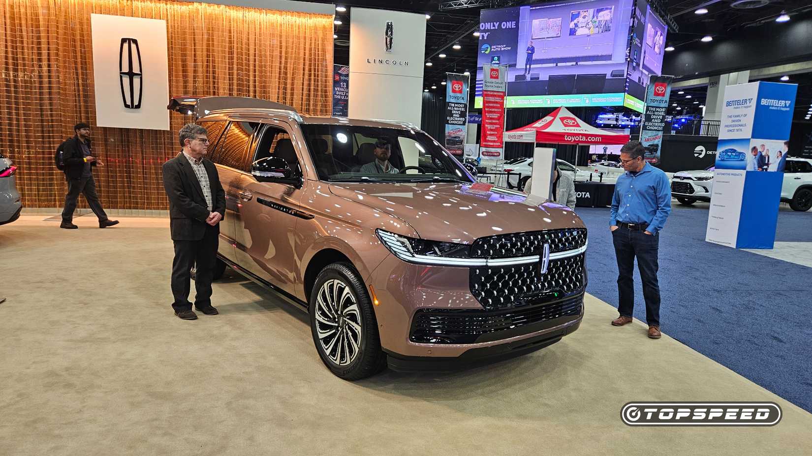 2025-lincoln-navigator-black-label-2026-detautoshow-1