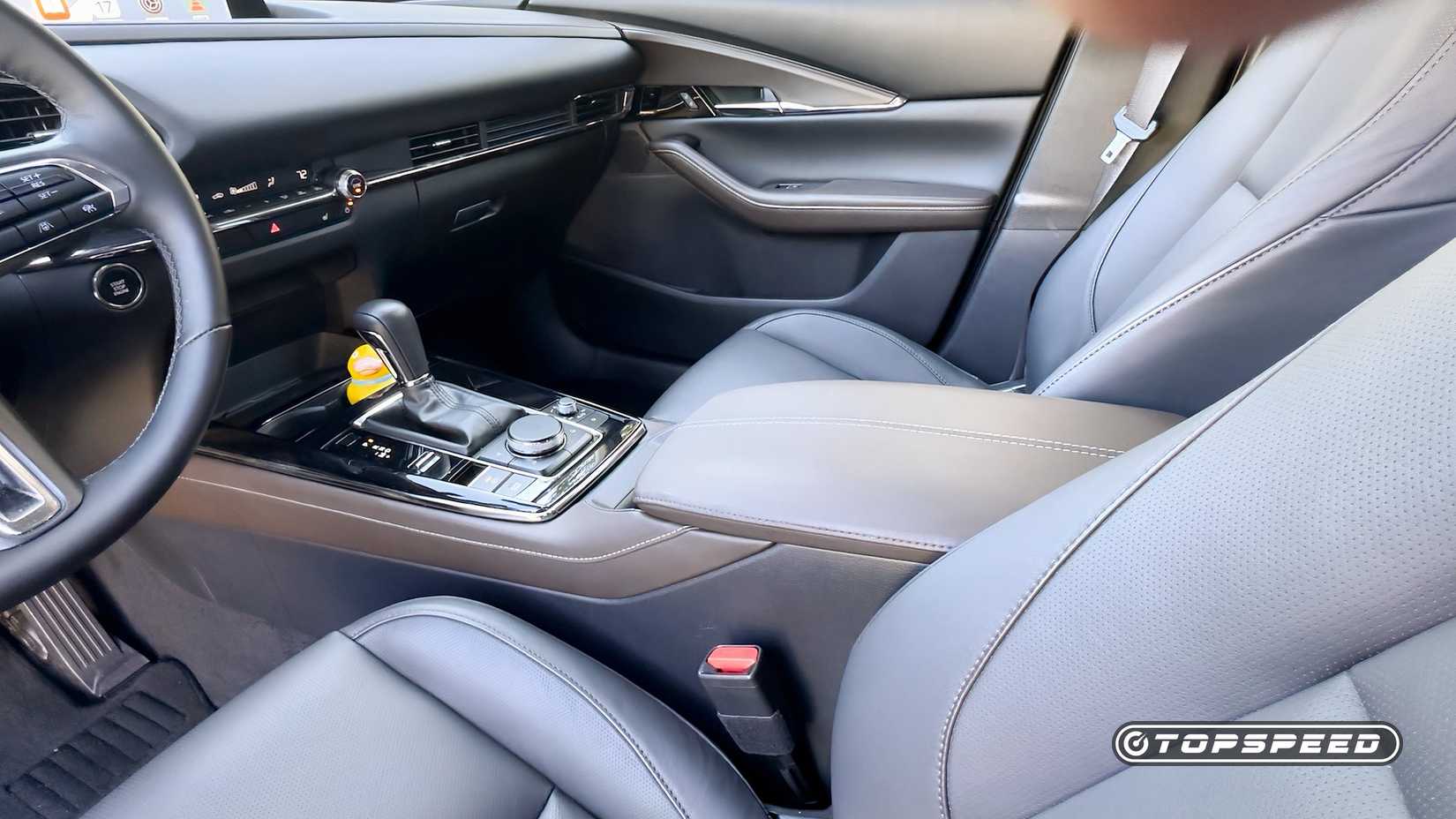 2025 Mazda CX-30 2.5 Turbo Premium Plus Interior Center Armrest