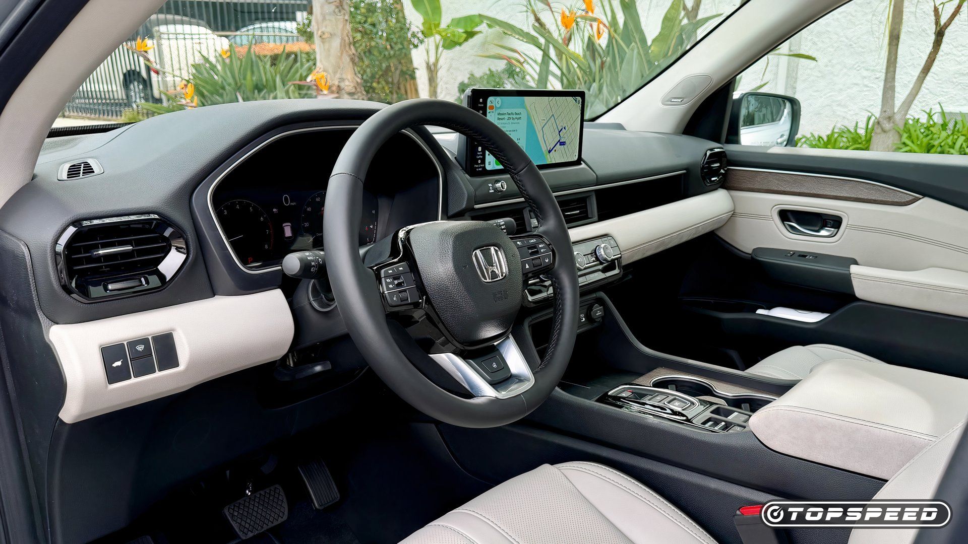 Foto do painel interno e da cabine do Honda Pilot 2026