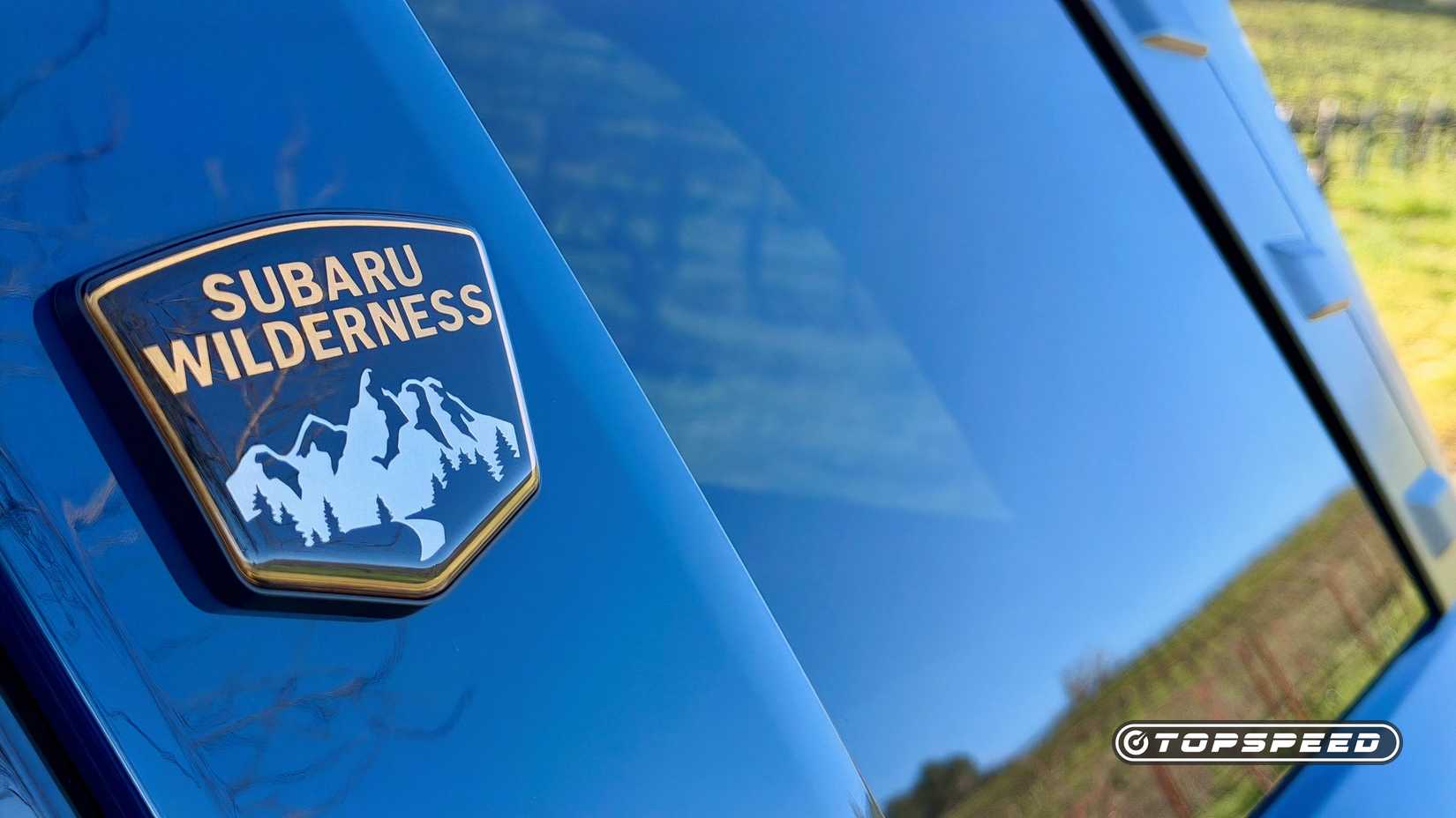 Distintivo Subaru Outback Wilderness 2026