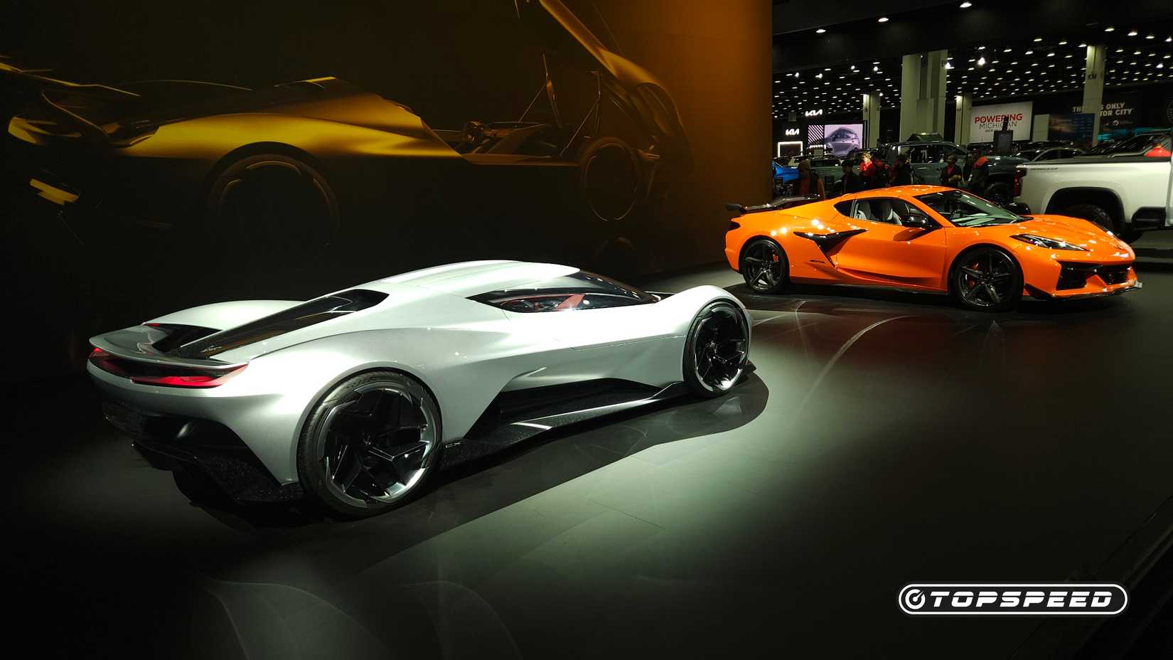 corvette-cx-concept-silver-corvette-z06-orange-2026-detautoshow-2