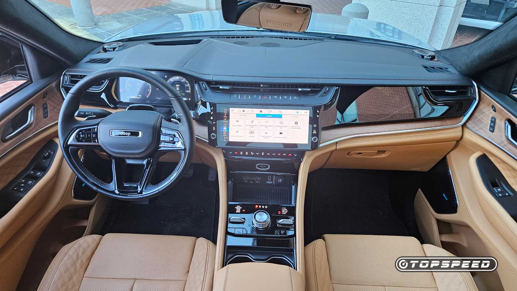 2026 Jeep Grand Cherokee center topdown-2