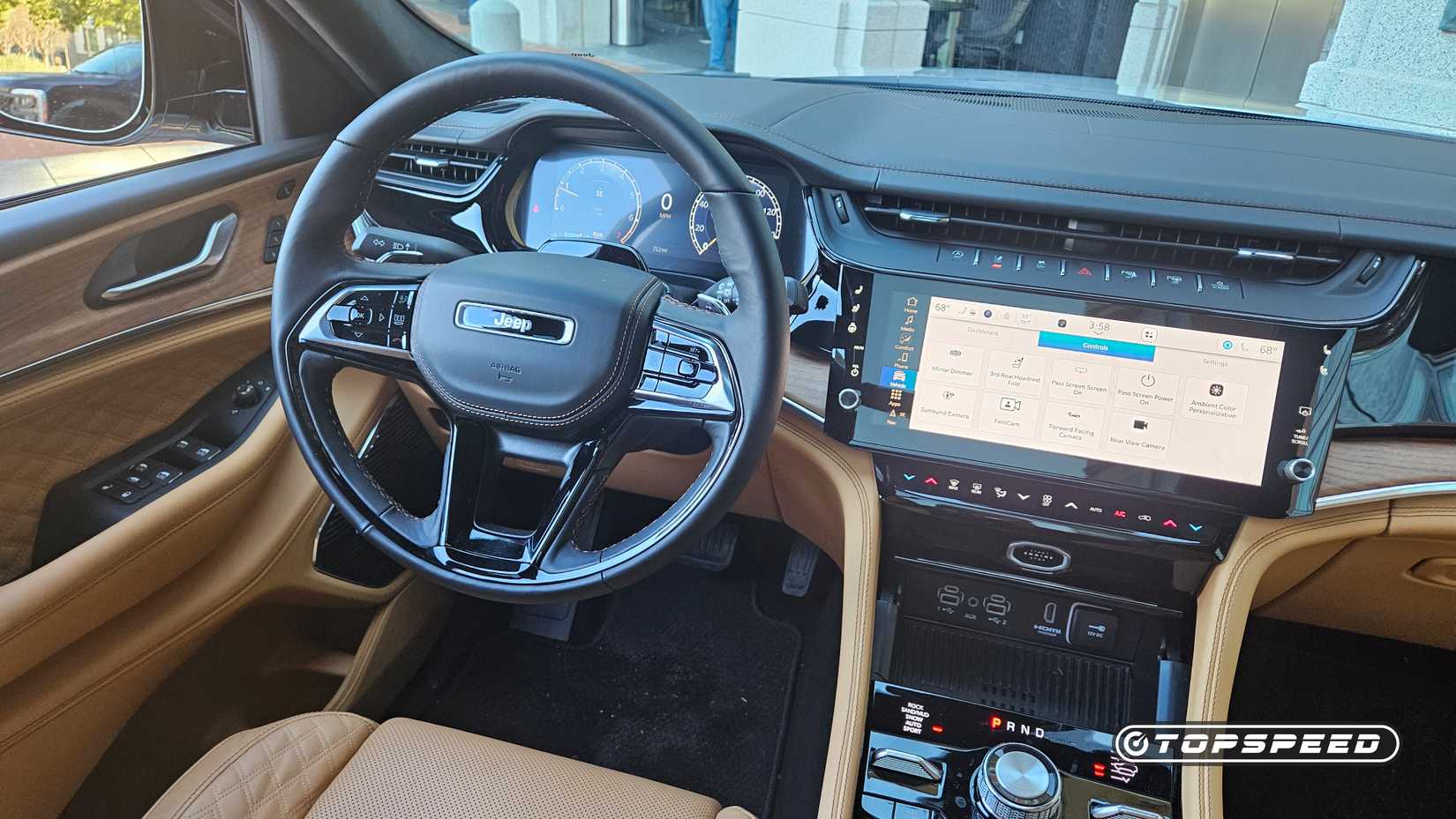 2026 Jeep Grand Cherokee cockpit-1