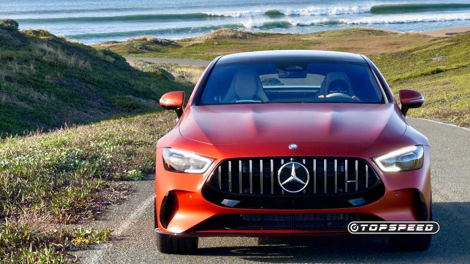 2026 Mercedes-AMG GT63 S E Performance Exterior Lead Image-1