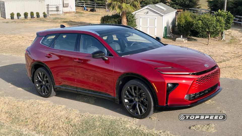 2026 Toyota Crown Signia Limited Exterior FRont 3.25 from above