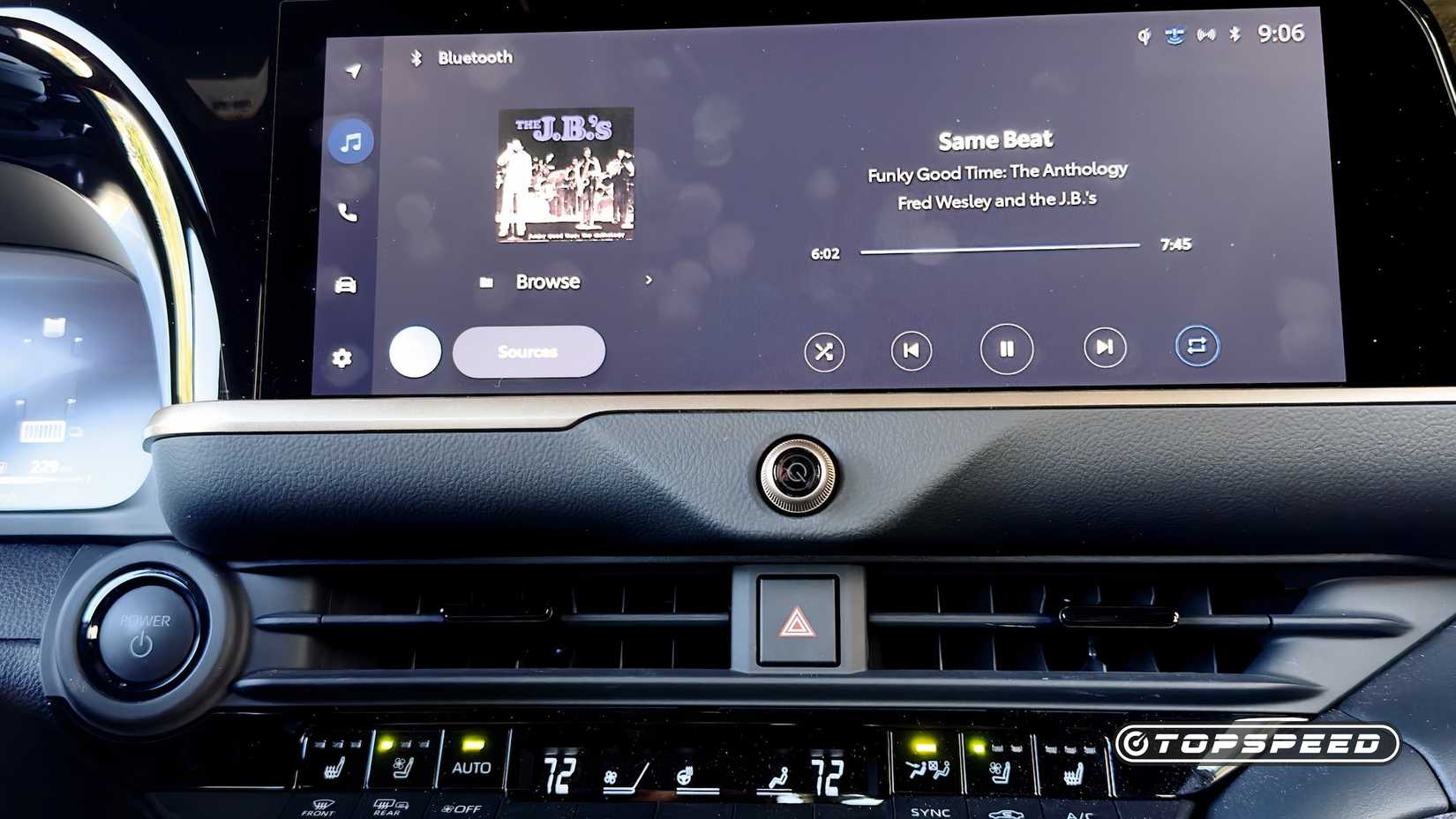2026 Toyota Crown Signia Limited Tech Infortainment Screen