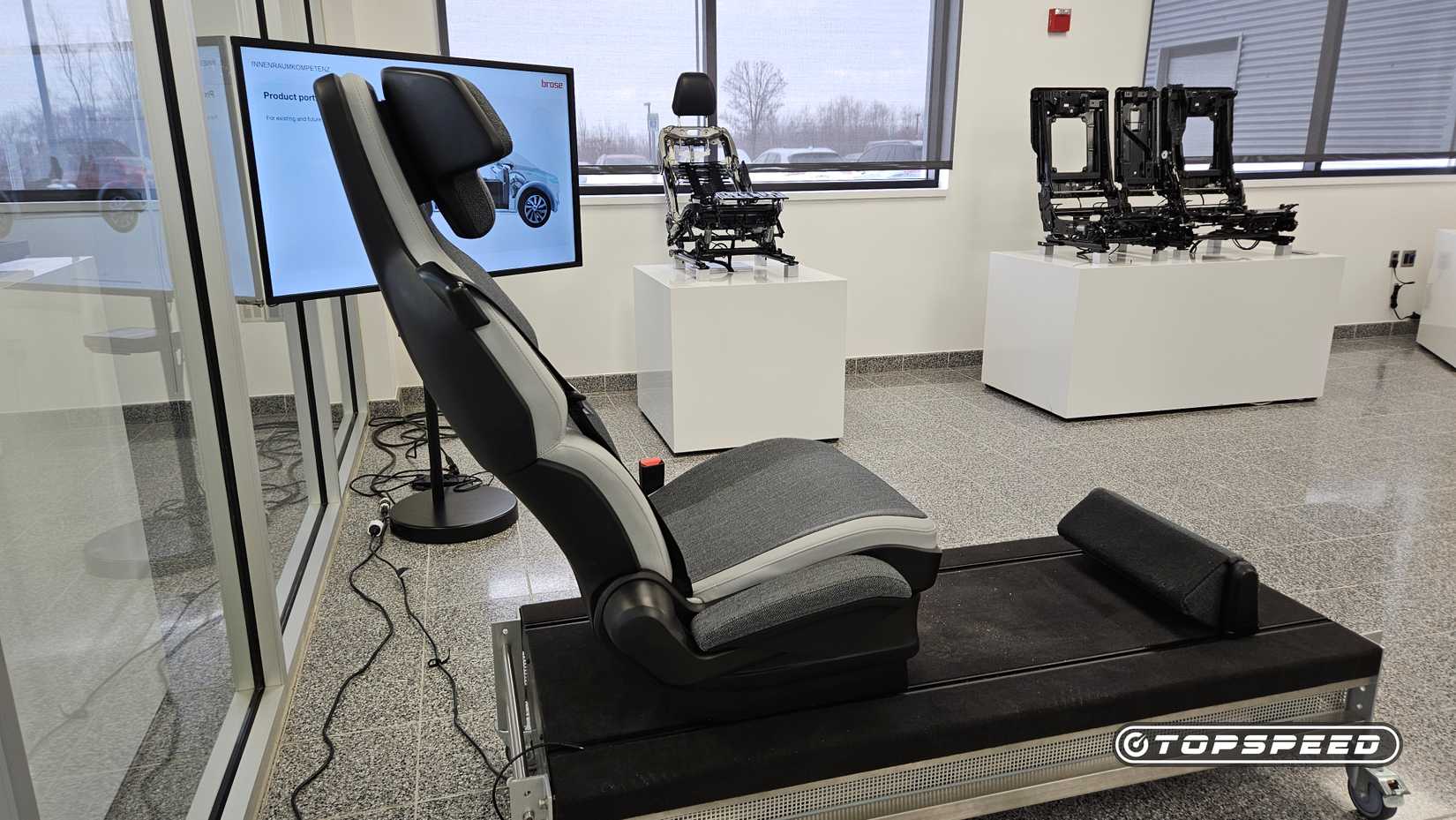 Assento fino Brose e outras estruturas de assento-1