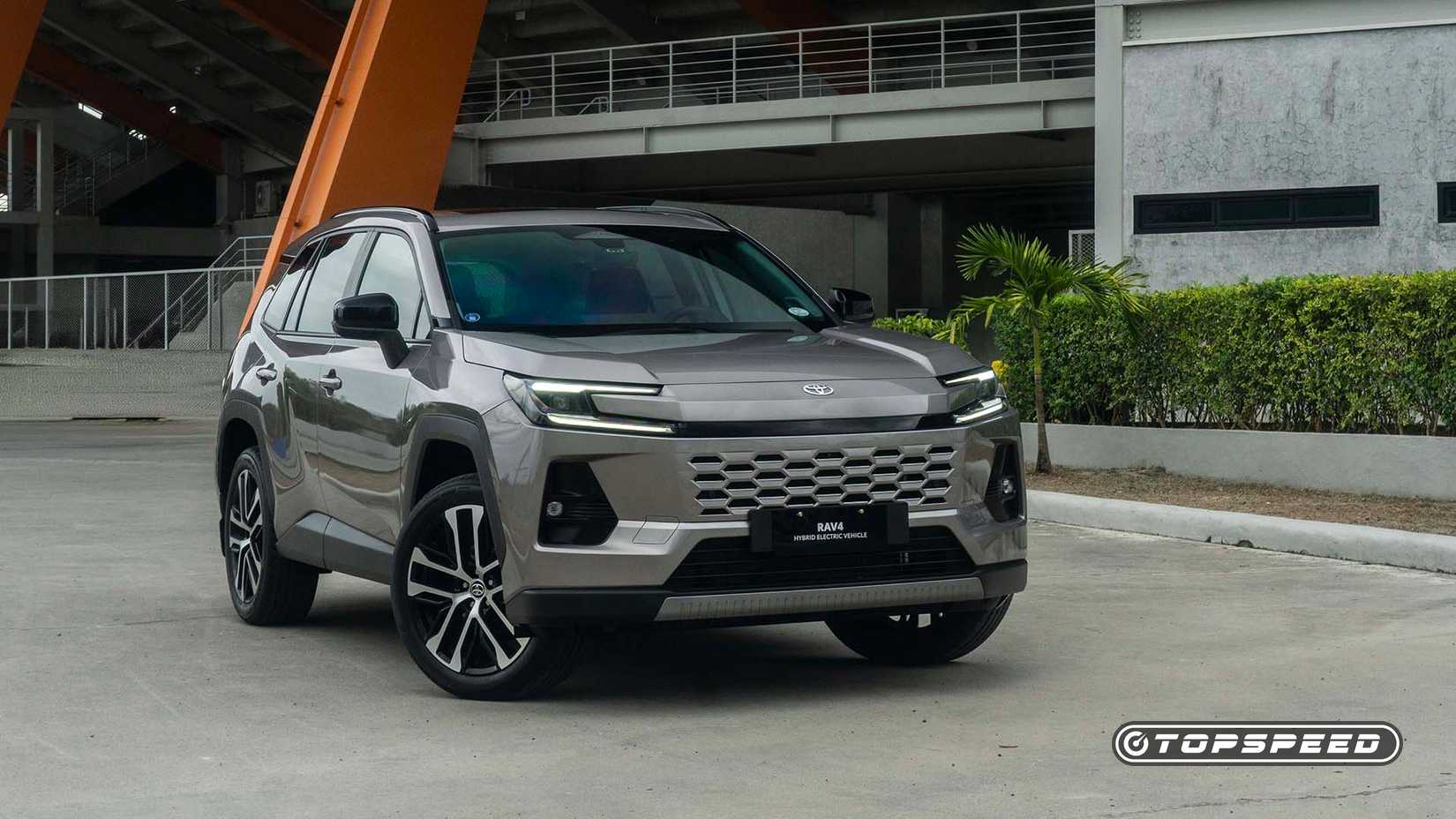 Vista frontal 3/4 de um Toyota RAV4 Limited 2026