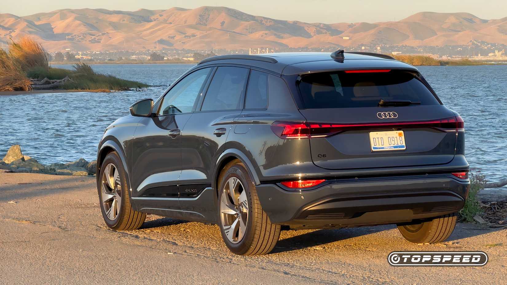 Audi Q6 e-tron quattro exterior rear 3.25
