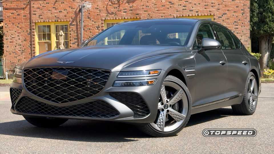 Genesis G80 3.5T AWD Exterior Hero Shot