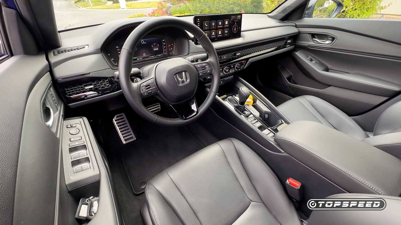 Honda Accord Hybrid Interior Cockpit Overview