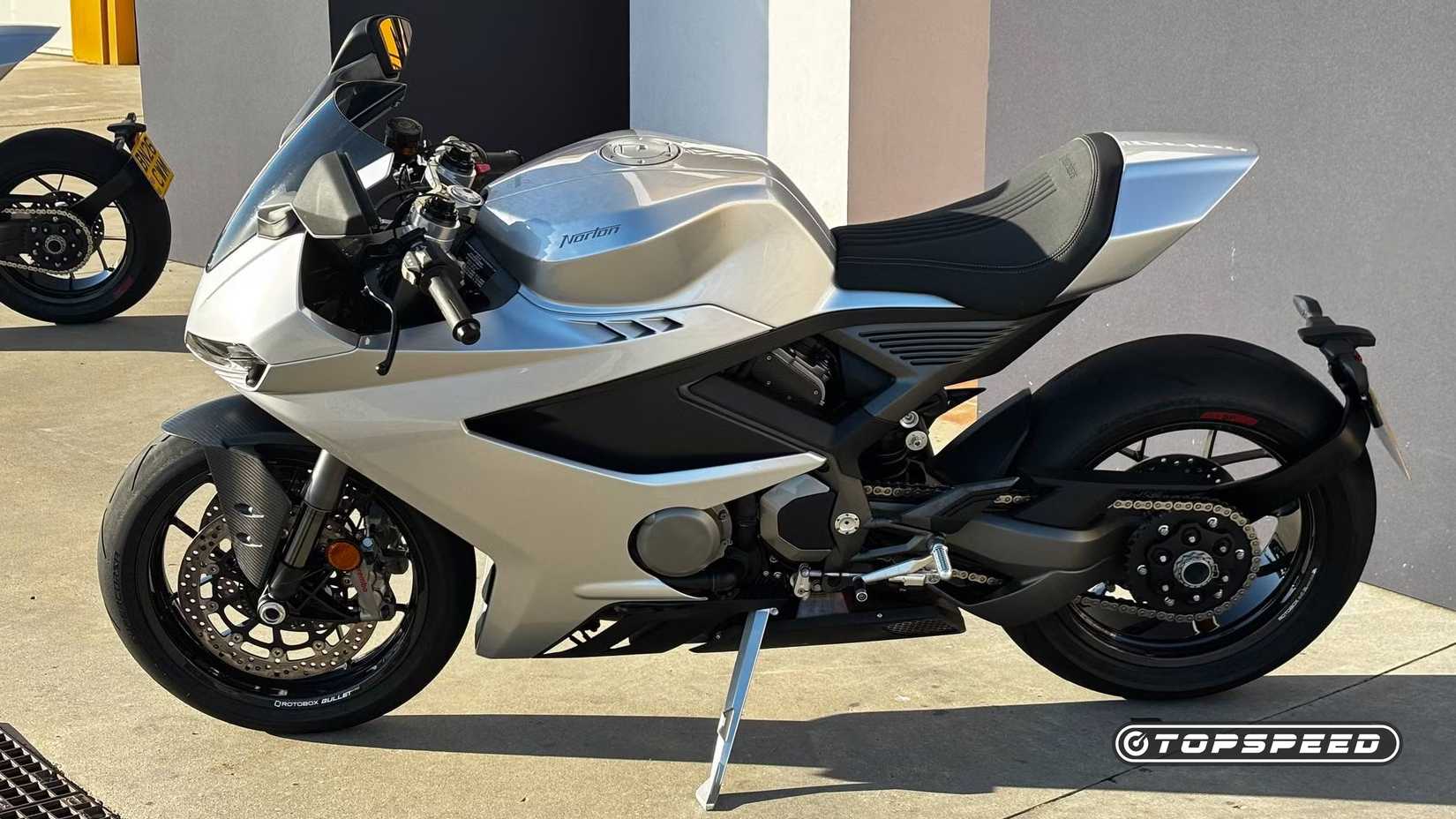 Here's When The Norton Manx R Will Hit The U.S. Dealerships