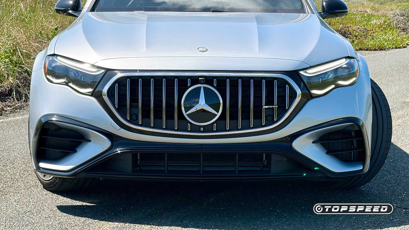 Mercedes-AMG E 53 Hybrid Wagon - Exterior - Front Grille