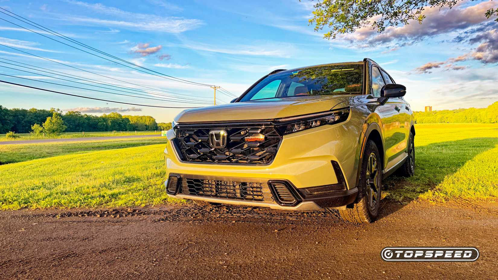 Front 3/4 shot of 2026 Honda CR-V parked