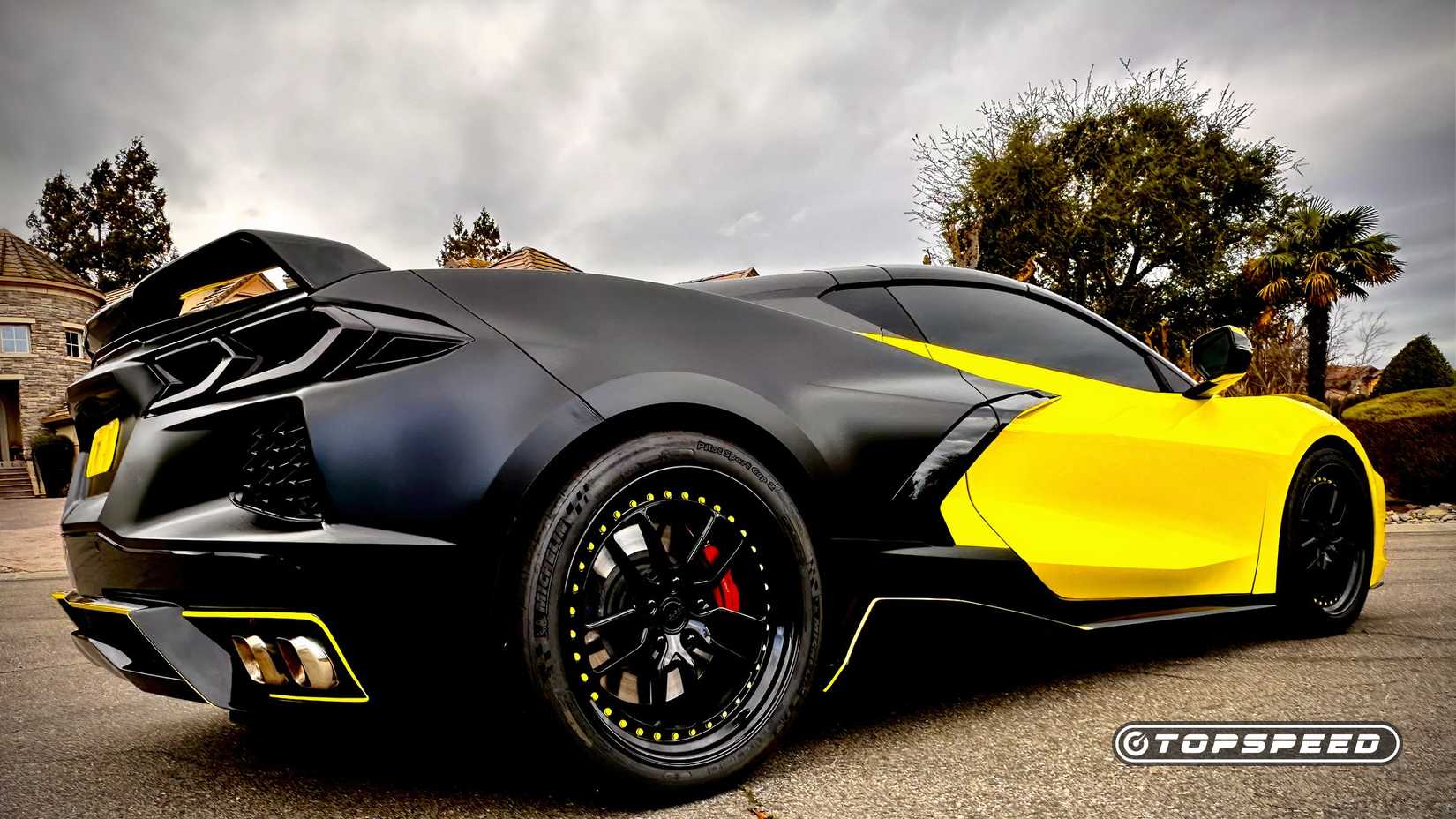 2021 C8 Corvette Stingray Z51 in Two-Tone Accelerate Yellow Metallic and Satin Black